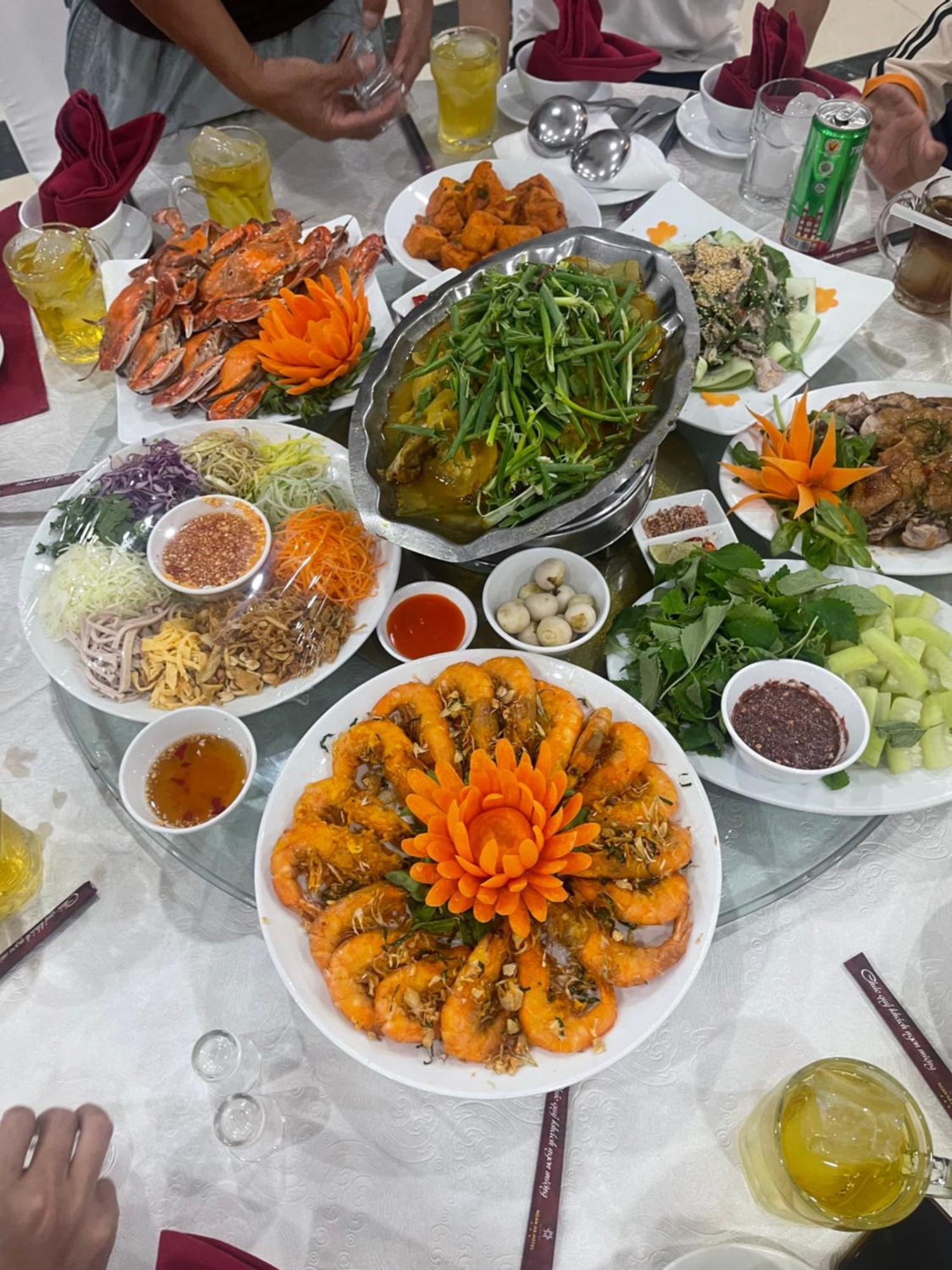 Ngan Ha Hotel Dai Tiet Extérieur photo